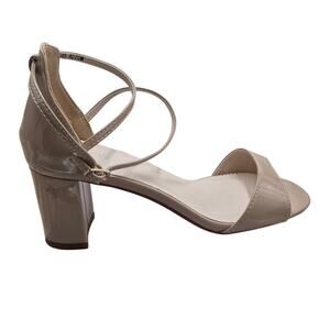 NEW Touch Ups Women's Jackie heeled strapped Sandal nude Women size 9